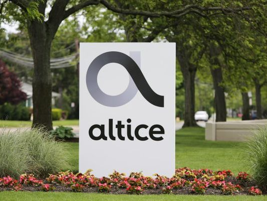Подразделение телекоммуникационной группы Altice NV в США привлекло $1,9 млрд