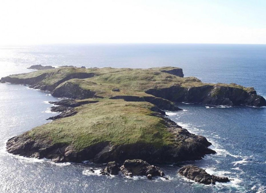 В Ирландии продается необитаемый остров за $1,4 млн