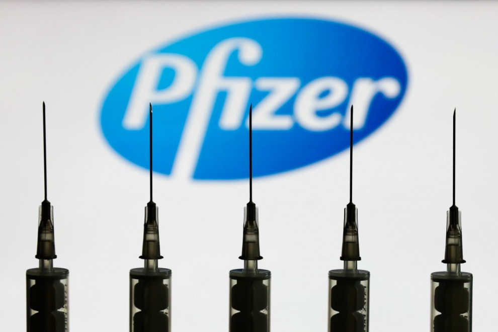 Pfizer против Moderna: в погоне за вакциной от COVID-19