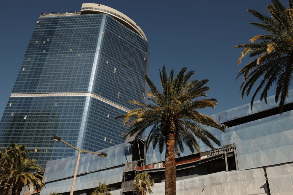 67-этажный отель Fontainebleau Las Vegas получает $2,2 млрд на завершение строительства