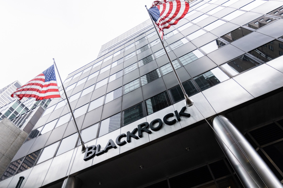 Zelenskyy and BlackRock CEO Fink agree to coordinate Ukraine investment