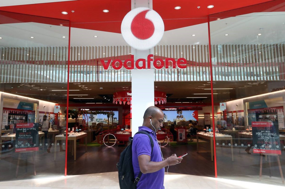 Британская Vodafone продаст свой венгерский бизнес за $1,8 млрд 