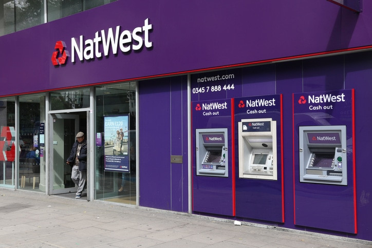 Великобритания продает долю в крупном местном банке NatWest за £1,26 млрд