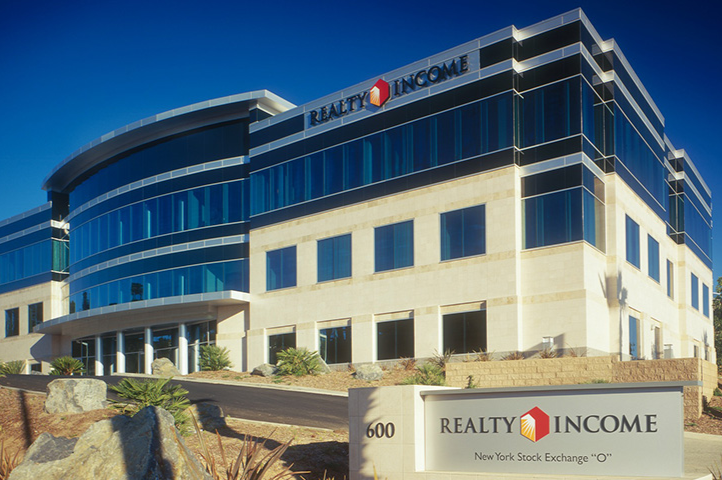 Владелец коммерческой недвижимости Realty Income приобретет Spirit Realty Capital за $5,3 млрд