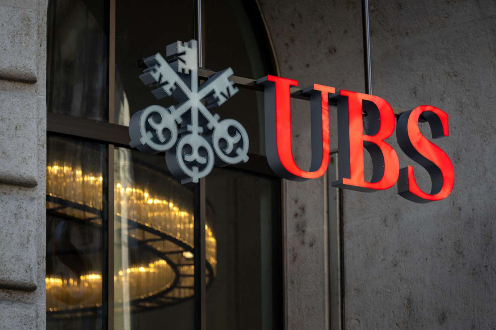 Швейцарский банковский гигант UBS начнет обратный выкуп акций на сумму до $2 млрд