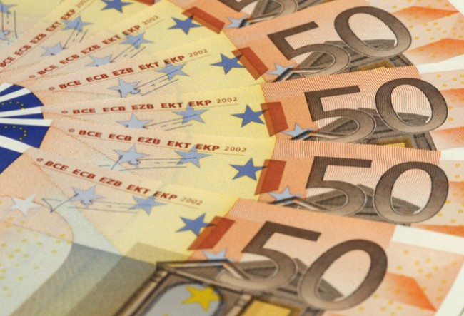 Азербайджан впервые разместил евробонды на $1,25 млрд.
