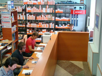 Интернет магазин + франчайзинговая сеть + сервис подбора СТО