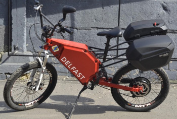 Производитель мяса SMK Group купил курьерскую службу у Delfast