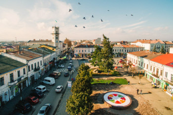 Какой бизнес открыть в маленьком городе Украины?