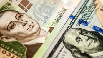 Прогноз курса доллара и гривны в 2023 году