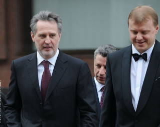 Сергей Левочкин продал Дмитрию Фирташу свою долю в телеканале "Интер"