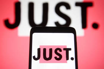 Канадская Brookfield покупает британского страховщика Just Group за £2,4 млрд