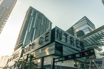 Simon Property приобрела четырехэтажный ТЦ Brickell City Centre в Майами за $548,7 млн