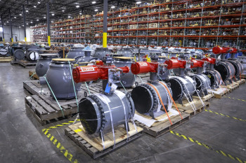 Поставщик энергоносителей DNOW приобретает конкурирующую MRC Global за $1,5 млрд