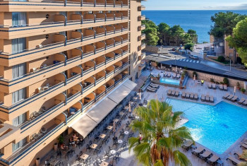 Сеть отелей Hyatt продаст портфель недвижимости Playa за $2 млрд