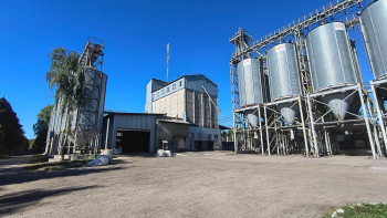 На Київщині виставили на продаж комбікормовий комплекс із повною виробничою інфраструктурою