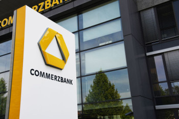 UniCredit предложил поглощение Commerzbank за €35 млрд