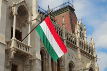 Венгрия впервые после смены власти разместила евробонды на €3 млрд