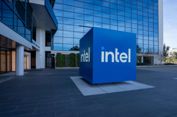 Акции Intel взлетели на 53% за 9 дней и прибавили более $100 млрд капитализации
