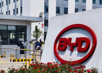 Китайський автогігант BYD планує побудувати чотири заводи в Європі