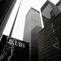 Несанкционированная торговля сотрудника инвестподразделения стоила банку UBS 2 млрд долл