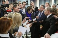 Путин и на праздниках агитирует за слияние "Газпрома" и "Нафтогаза"
