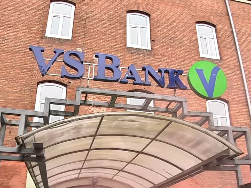 Sberbank of Russia closes deal on sales of its VS Bank in Ukraine