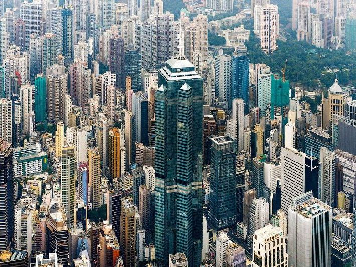 Миллиардер продал долю в 73-этажном небоскребе за $5,2 млрд