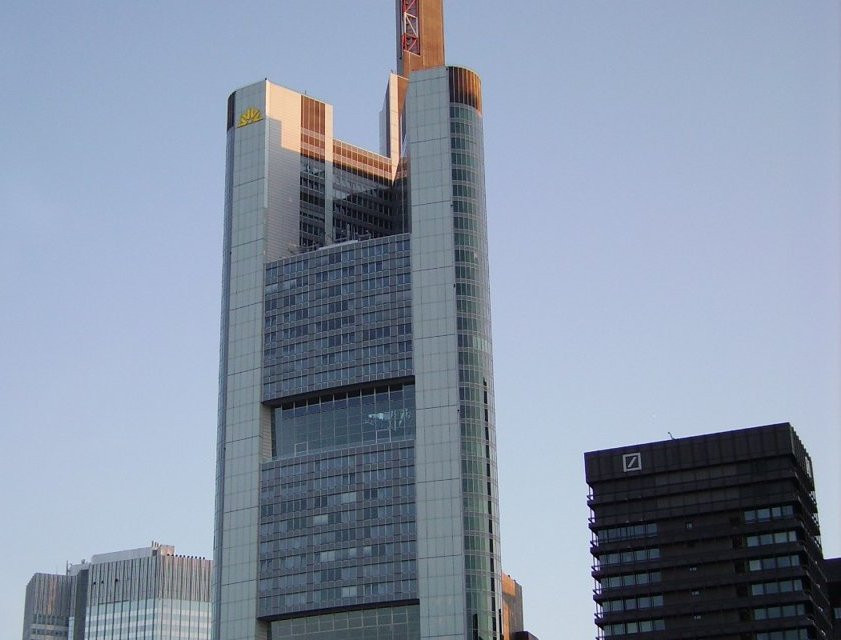 Samsung Group покупает здание в Германии за более $800 млн