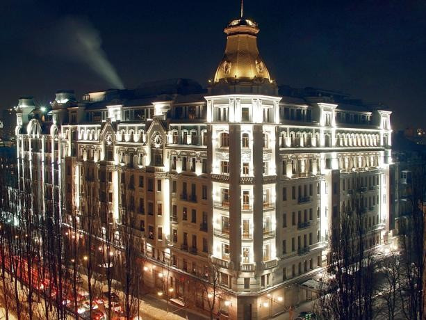 Киевский Отельный комплекс "Русь" покупает 24,95% акций пятизвездочного "Премьер Палаца"