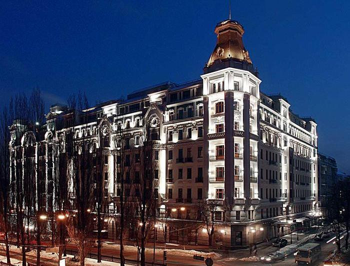 Ukrgasbank to give UAH 1.1bn (USD 44mln) worth of loans to Premier Palace hotel and Dniester hotel