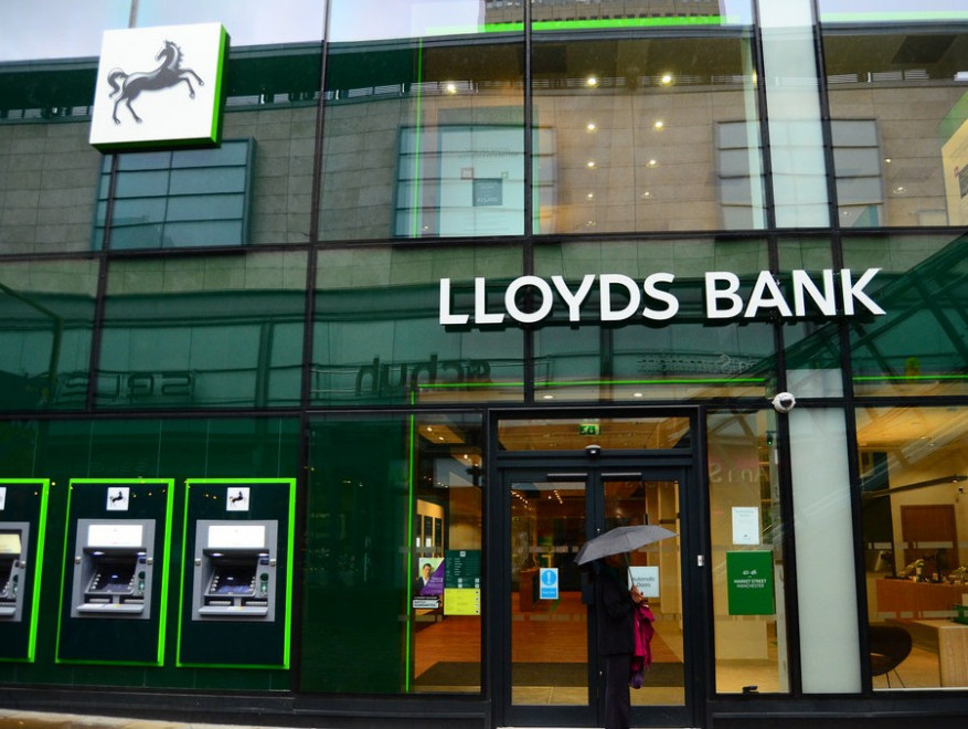 Lloyds приобретает кредитный бизнес Bank of America за $2,35 млрд