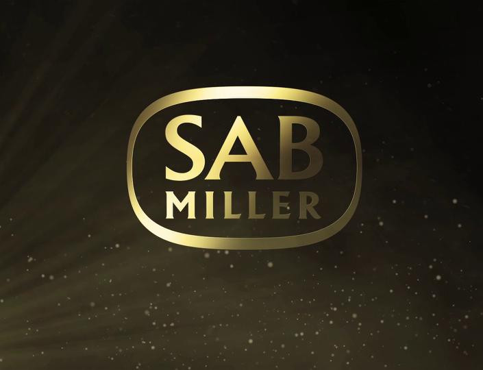  Anheuser-Busch InBev  улучшила предложение о покупке  SABMiller Plc