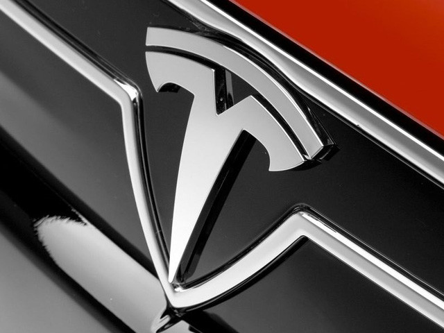 Tesla выпустит облигации ради сбора средств на выпуск новой Model 3