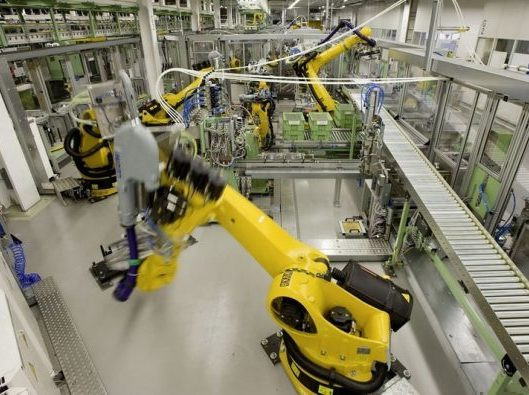 Daimler инвестирует €500 млн. в строительство фабрики литий-ионных аккумуляторов