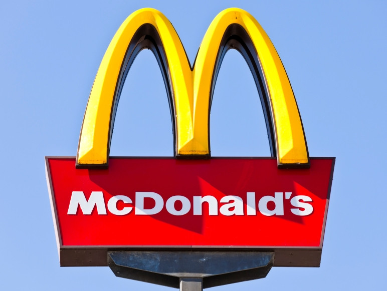 Сеть ресторанов McDonald’s рассматривает возможность продажи бизнеса в Китае и Гонконге