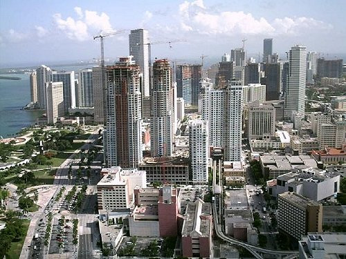 Aston Martin построит 66-этажный элитный небоскреб в Майами