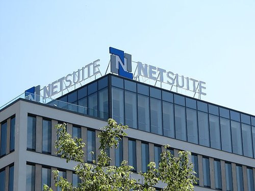 Oracle поглощает разработчика облачных сервисов NetSuite за $9,3 млрд