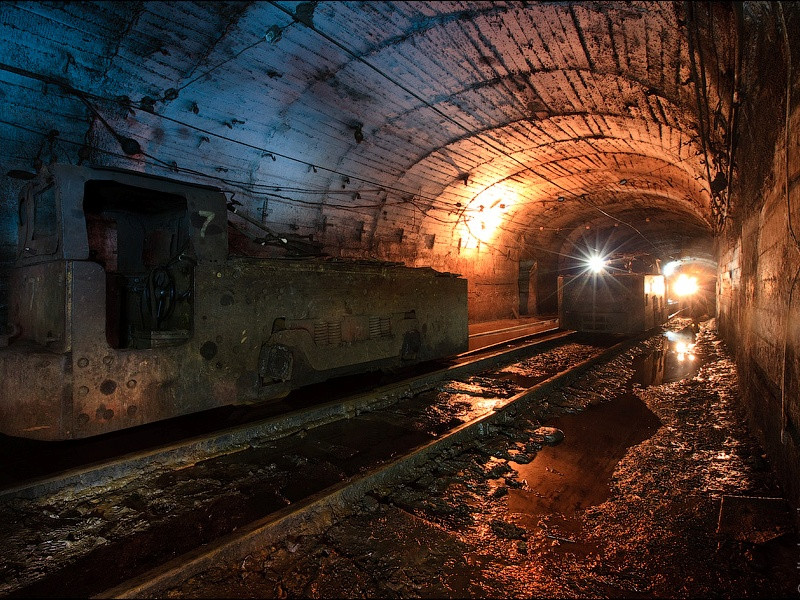 Кому достанутся угольные шахты Украины 