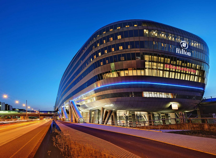 Компания китайского миллиардера приобрела 25% сети отелей Hilton за $6,5 млрд