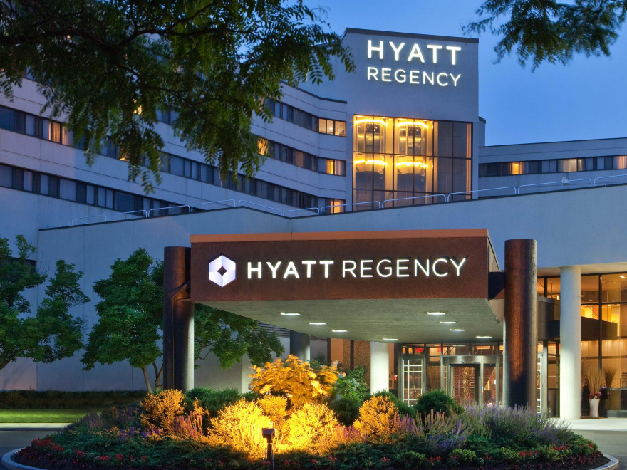 Сеть гостиниц Hyatt покупает конкурирующую Two Roads Hospitality