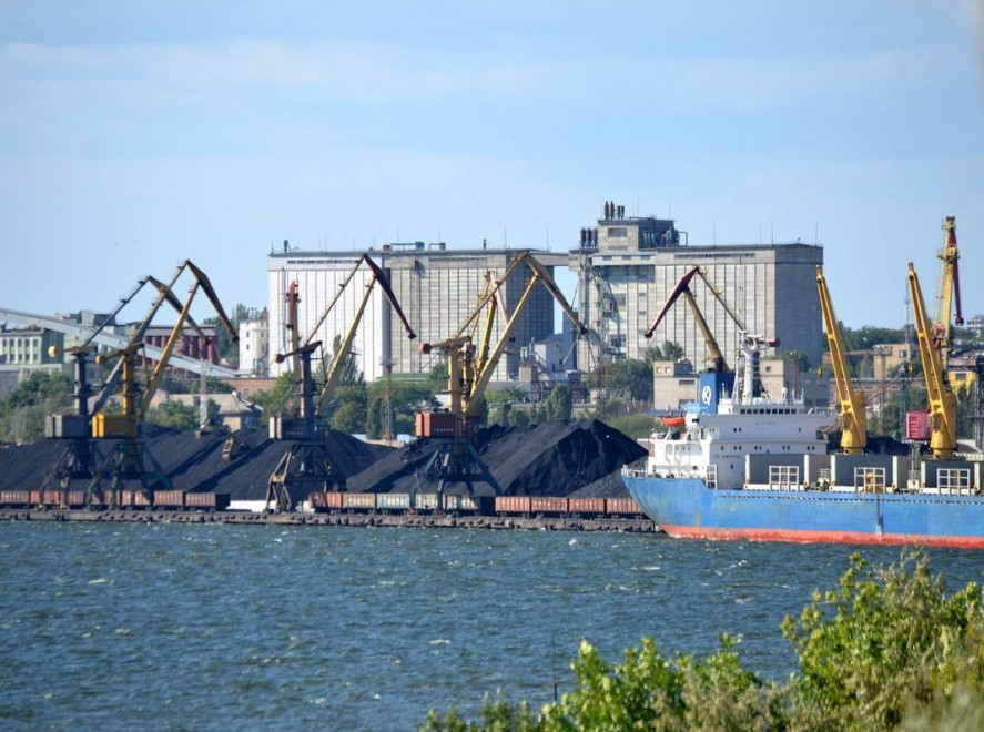 АМПУ и частные инвесторы строят причал и перевалочный комплекс в Николаевском порту 