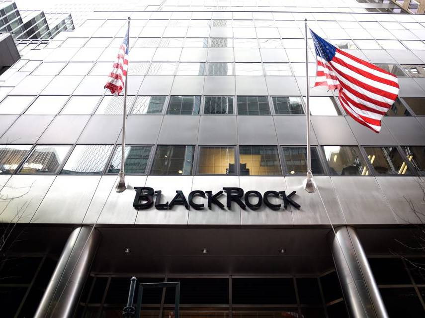 Крупнейшая управляющая компания мира BlackRock привлечет более $10 млрд