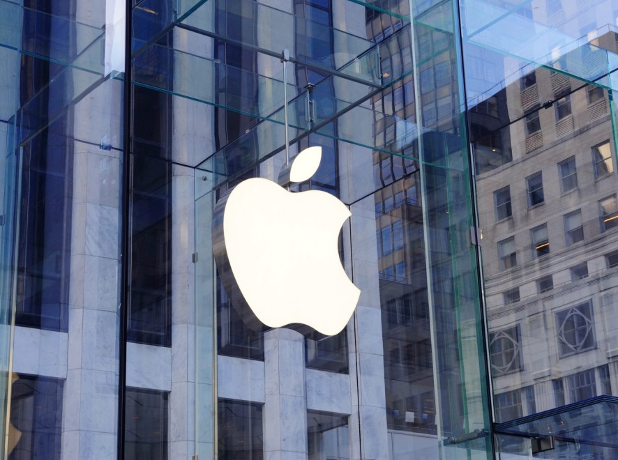 Apple инвестирует $30 млрд. в экономику США и строит новый технопарк