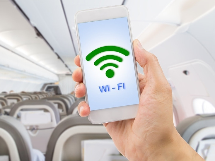 Google хочет купить часть бизнеса Nokia, чтоб установить скоростной Wi-Fi в самолетах