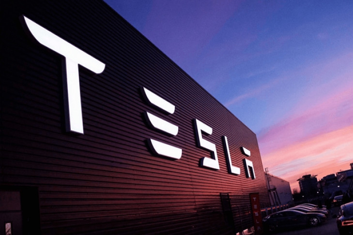 Tesla планирует привлечь $2 млрд. за счет выпуска новых акций