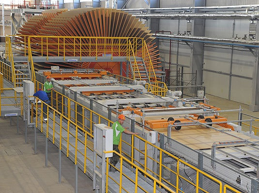 Homanit вложит 115 млн. евро в строительство завода ДВП-плит в Литве