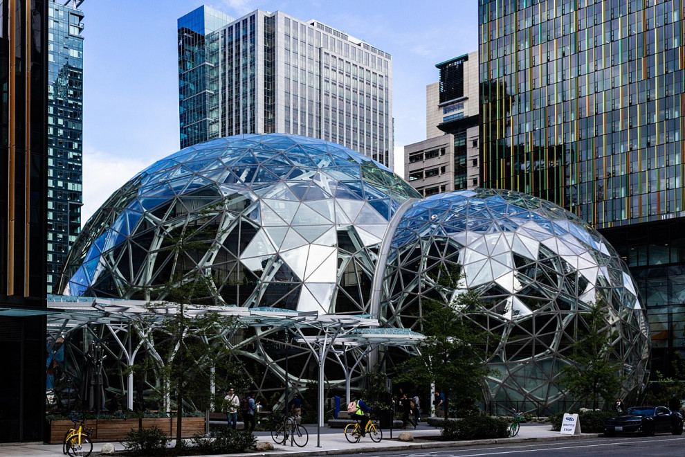 Amazon инвестирует 11,2 млрд. грн. в строительство технопарка в Энергодаре?