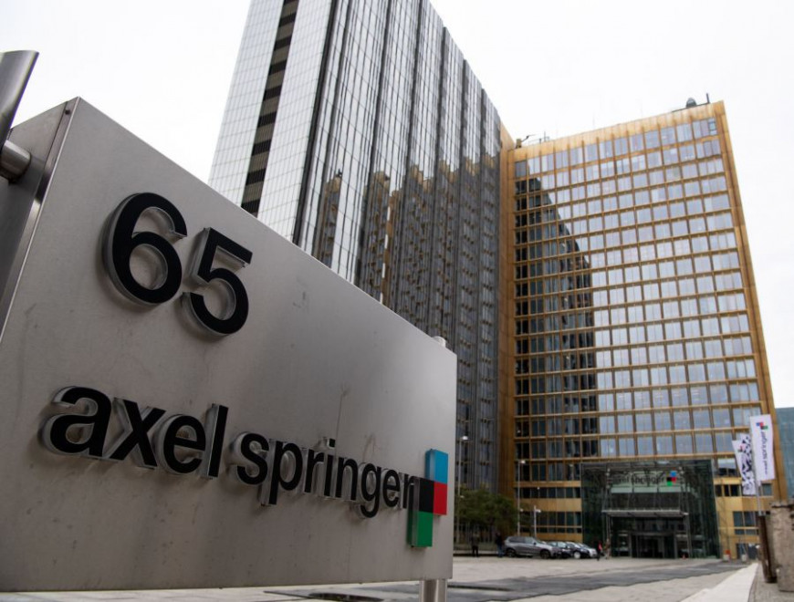 Инвестфонд KKR приобрел 43,54% акций медиахолдинга Axel Springer за €2,9 млрд
