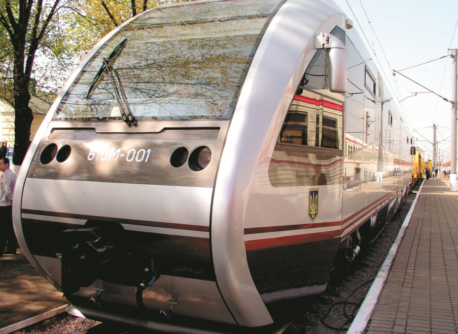 EBRD supports rehabilitation of key railway lines in Ukraine
